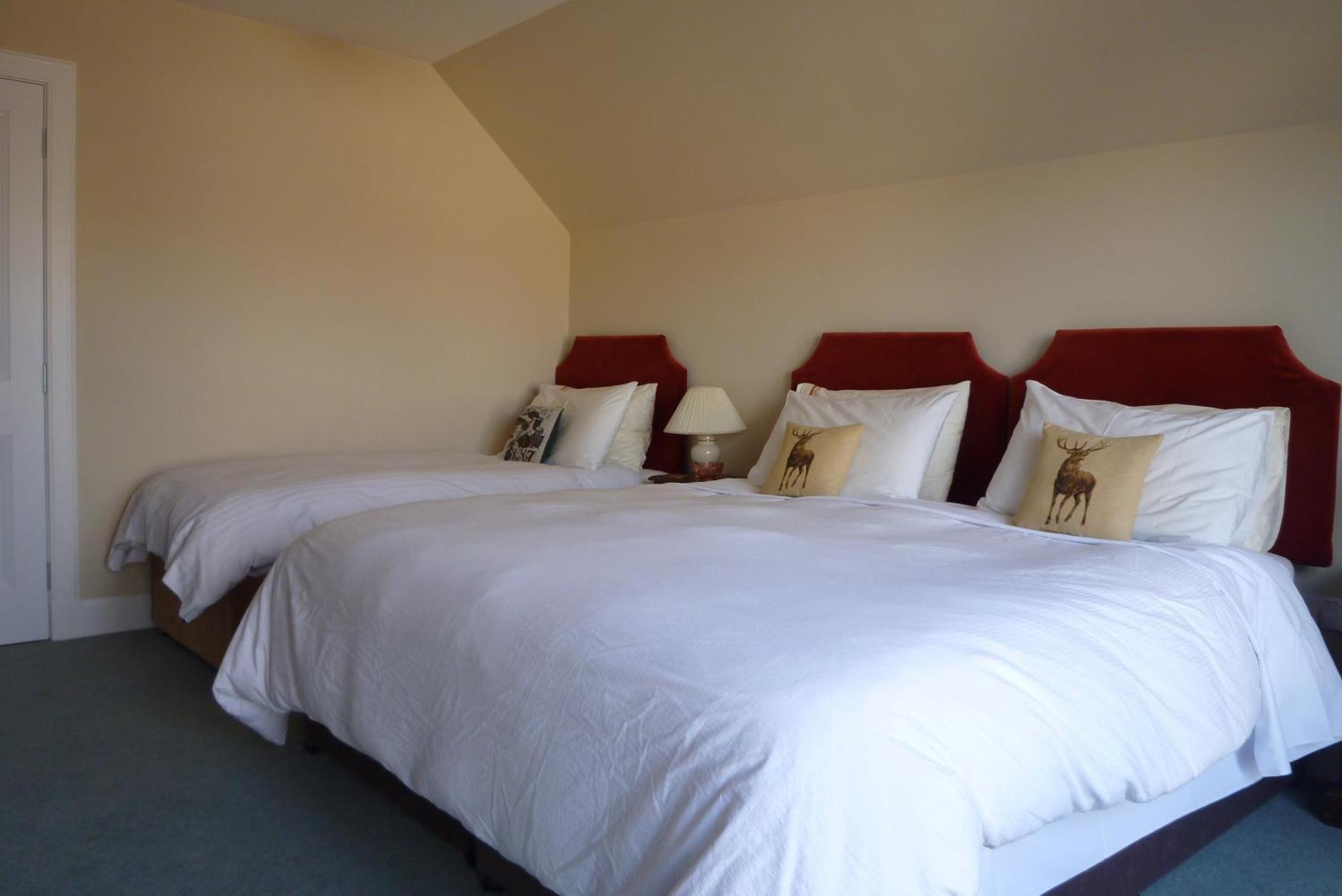 Dunallan Guest House Grantown-on-Spey Экстерьер фото